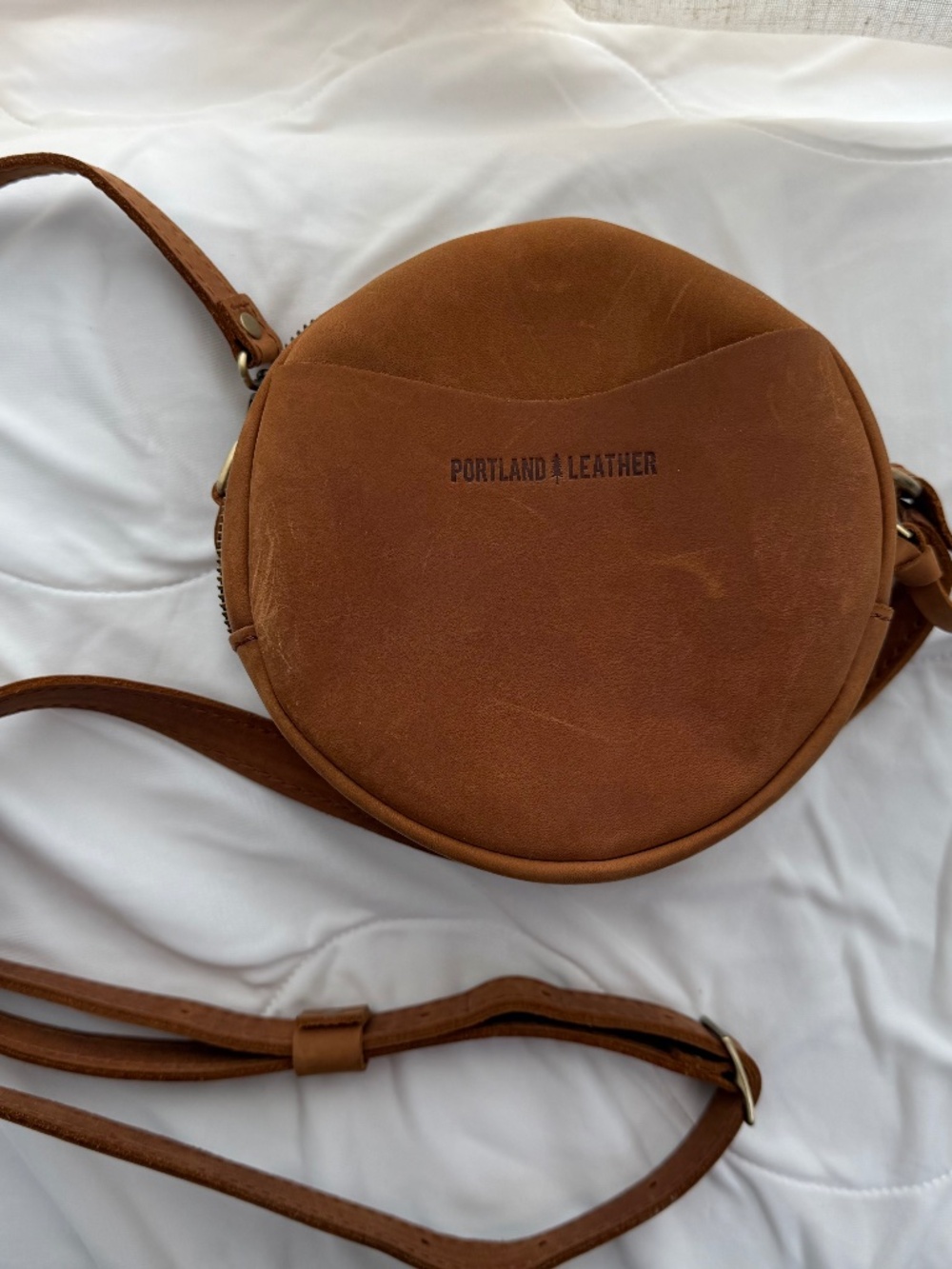 Portland Leather Circle Small Crossbody- Dakota